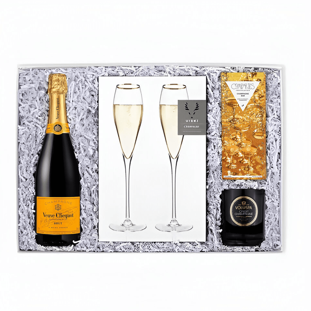 Champagne Toast Grand - Veuve Clicquot