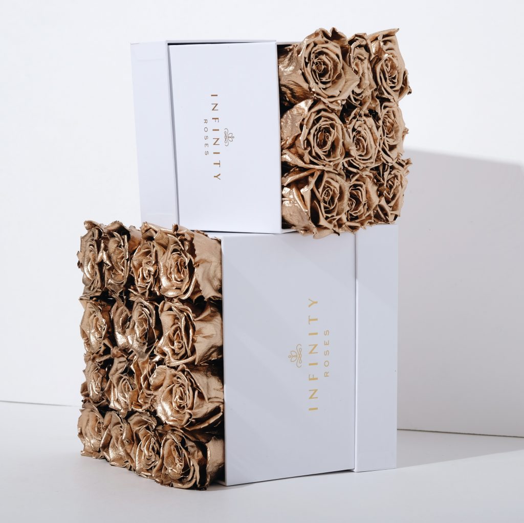 Infinity Roses Gold Roses